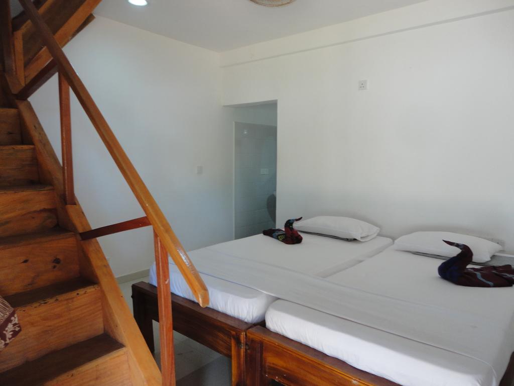 Yoho Hotel Arugambay Beach Inn Arugam Bay Kamer foto