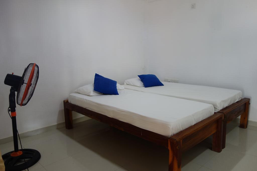 Yoho Hotel Arugambay Beach Inn Arugam Bay Buitenkant foto