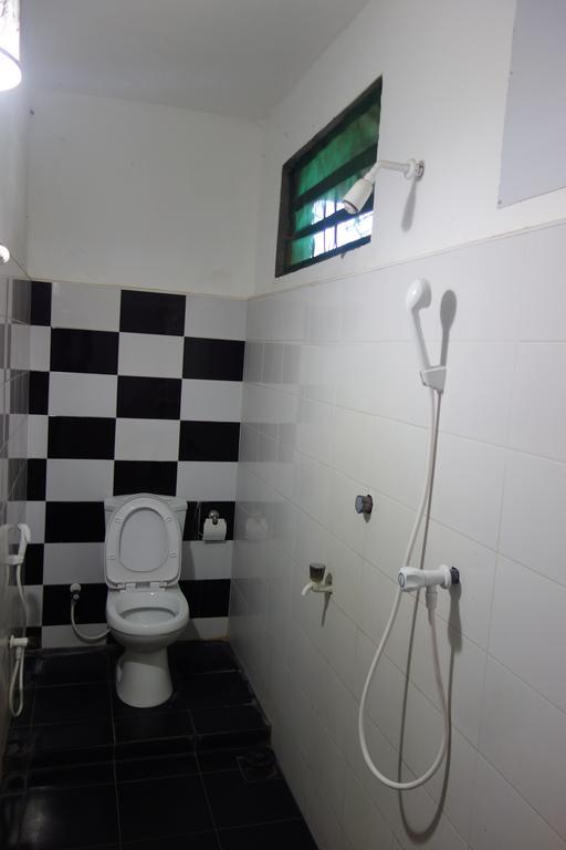 Yoho Hotel Arugambay Beach Inn Arugam Bay Buitenkant foto